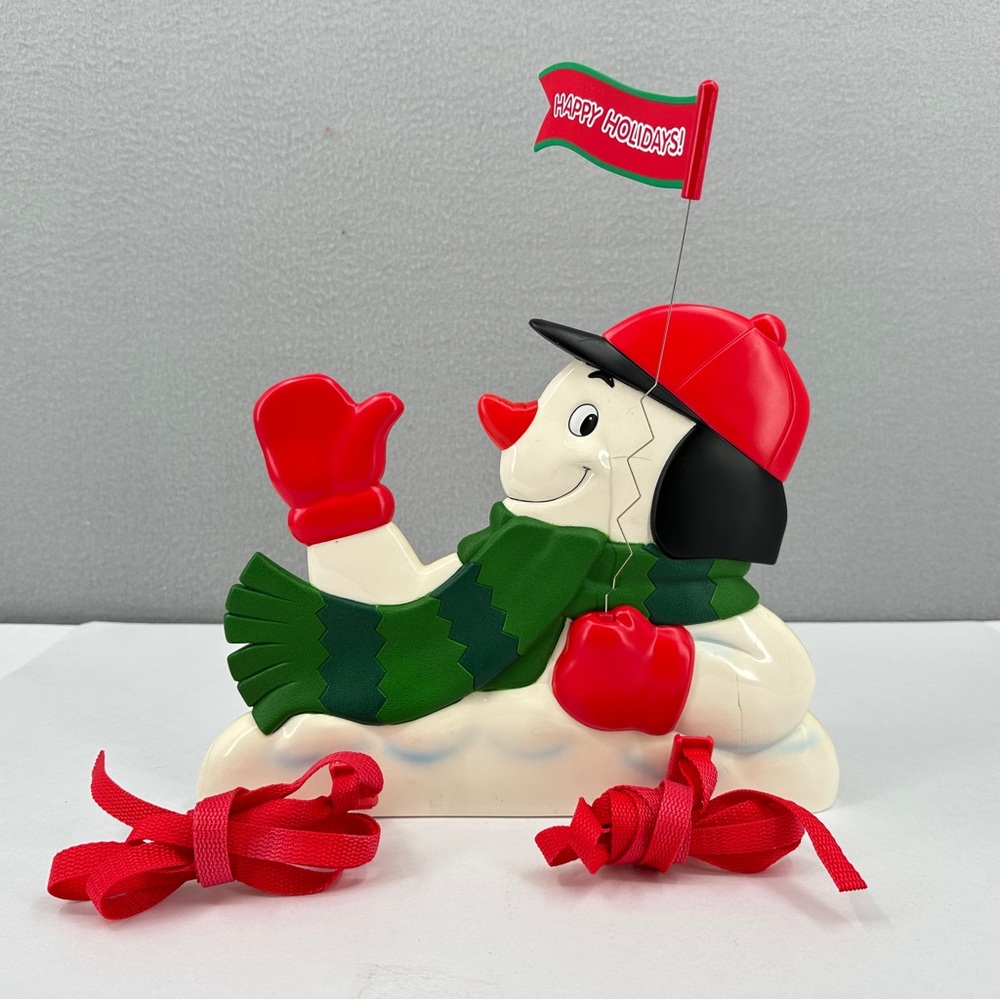Enesco Happy Holidays Flag Snowman Mailbox Sitter Christmas Winter Outdoor Decor